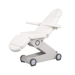 Hoitotuoli Weelko B-Light 502 4 moottorilla. Hoitotuolit.