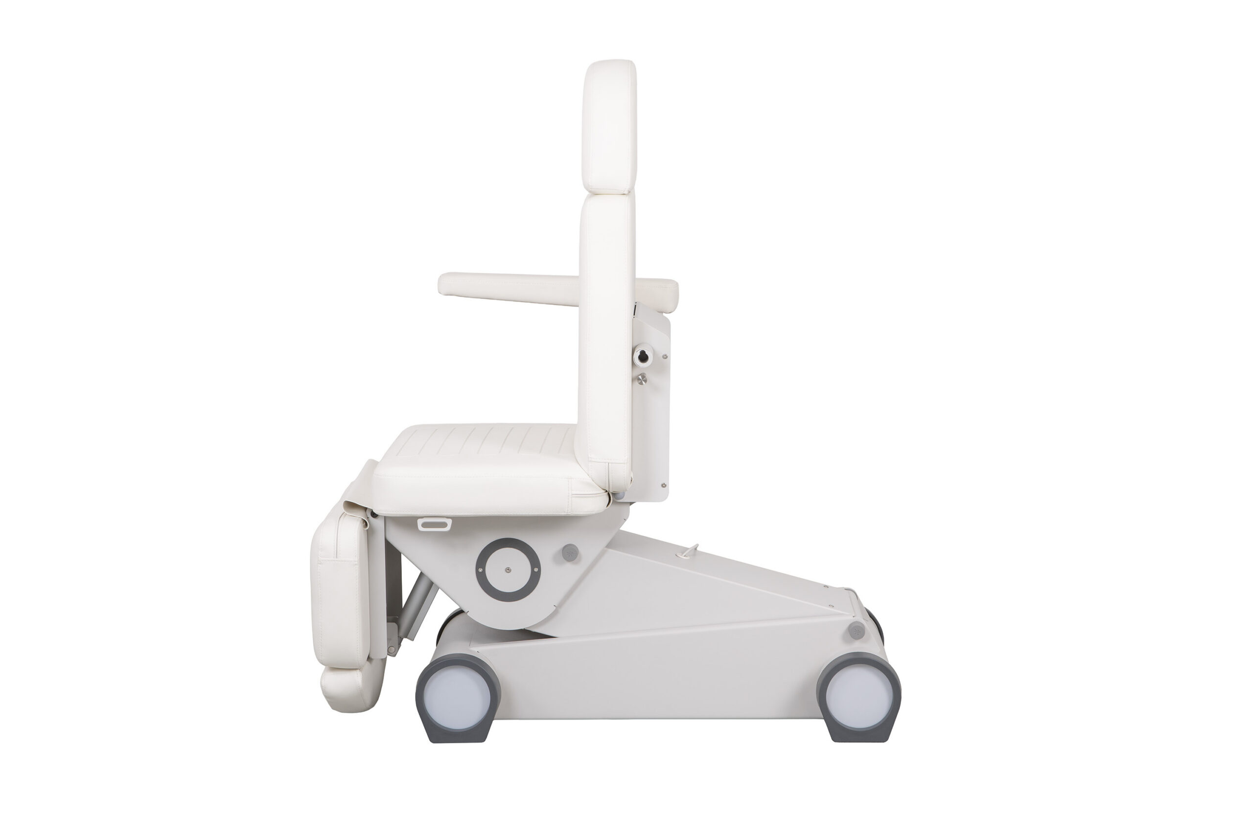 Hoitotuoli Weelko B-Light 502 4 moottorilla